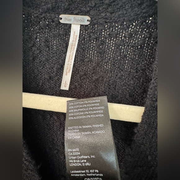 Free people Found My Friend cardigan size large in black - Picture 4 of 6
